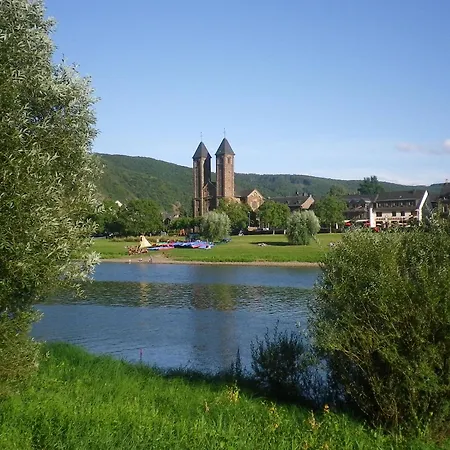 Zenz - Gaestezimmer Im Winzerhaus 3*