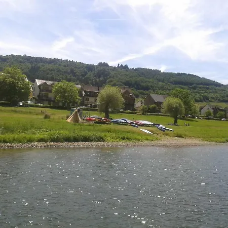 Bed & Breakfast Zenz - Gaestezimmer Im Winzerhaus