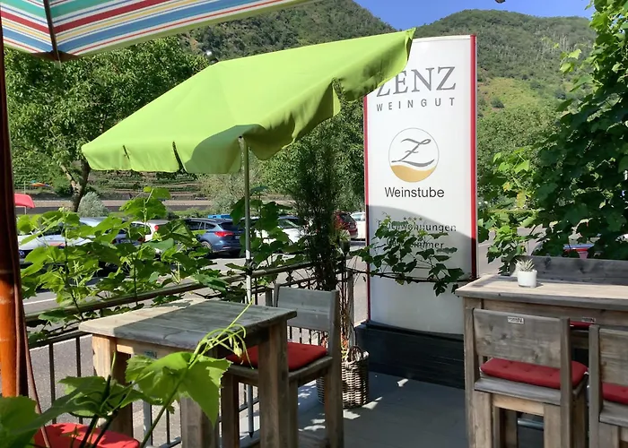 Couette-café Zenz - Gaestezimmer Im Winzerhaus Ernst
