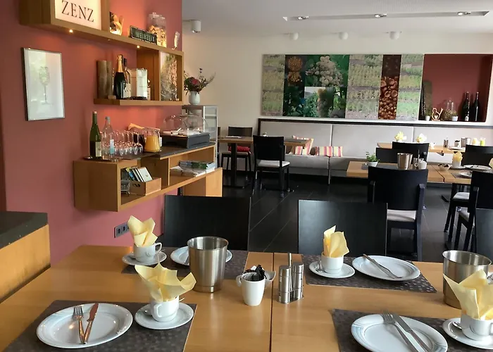 住宿加早餐酒店 Zenz - Gaestezimmer Im Winzerhaus 恩斯特