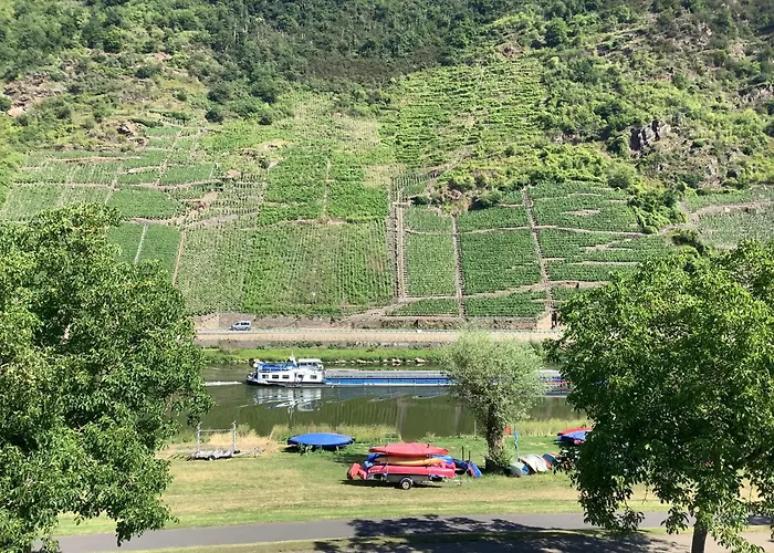 Zenz - Gaestezimmer Im Winzerhaus 3* 恩斯特